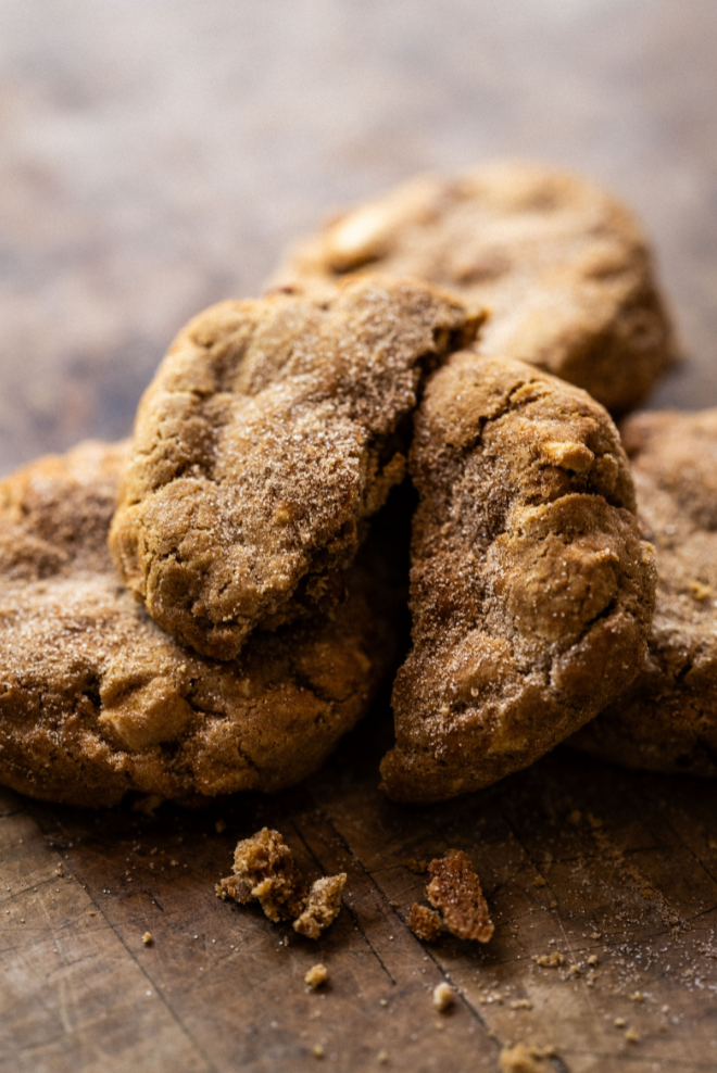 Willow & Finch, Cinnamon & Pecan Cookies